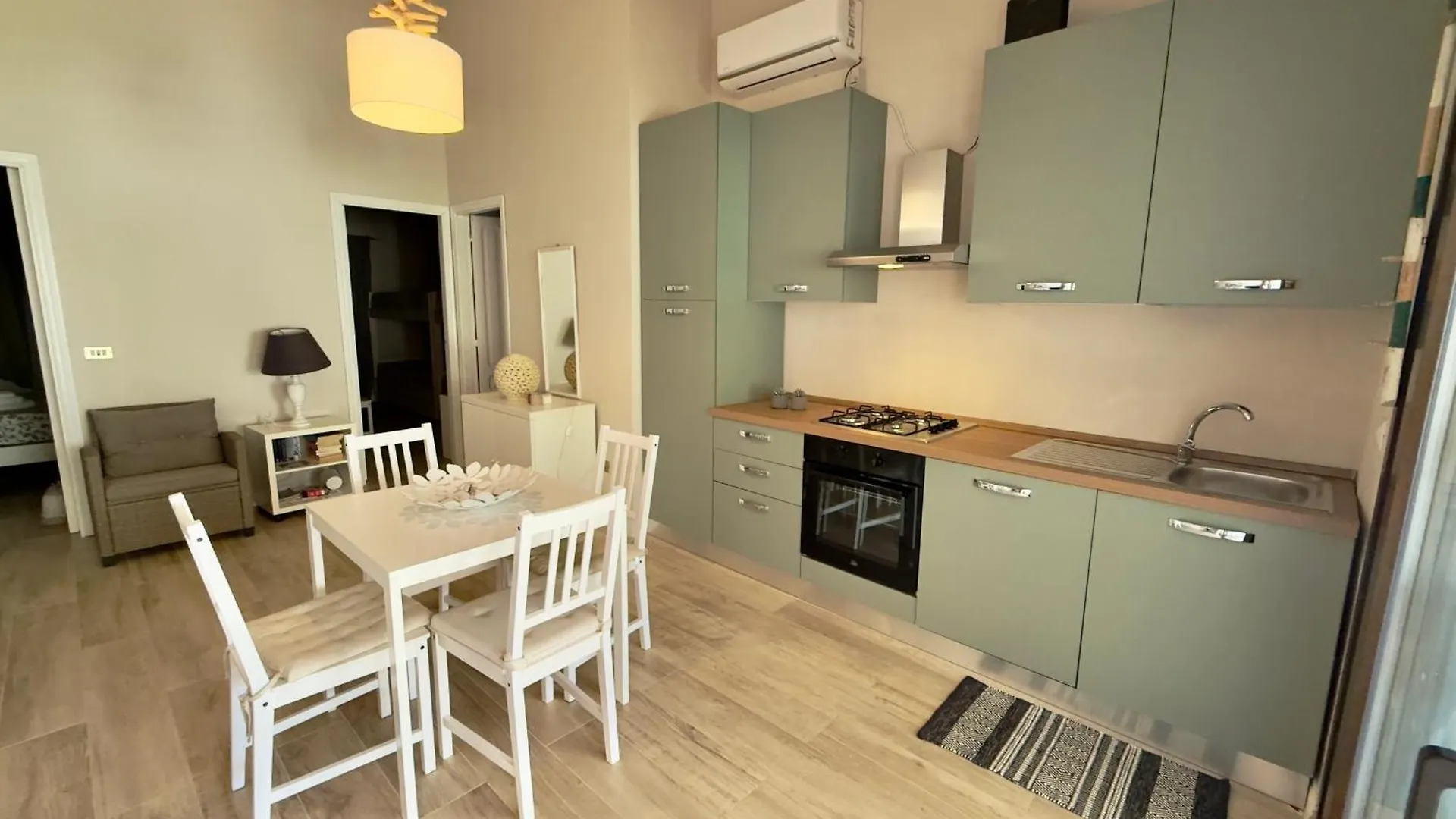 Villa Casa Teresa Porto Pino Ferienhaus
