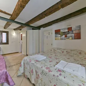 https://ca-biennale-venice-30122.hotelslidodijesolo.com