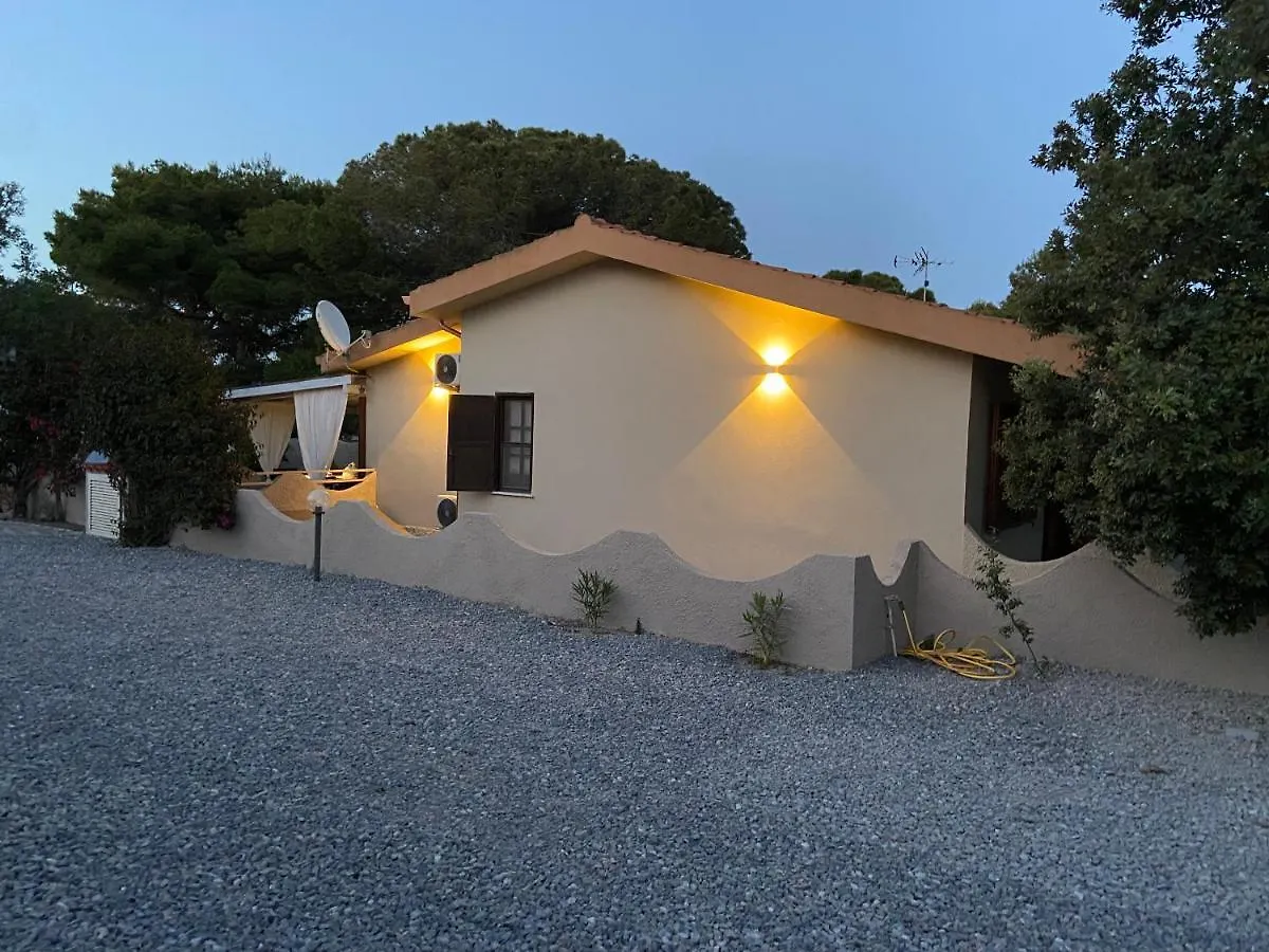 Casa Teresa Villa Porto Pino 0*,  Italy
